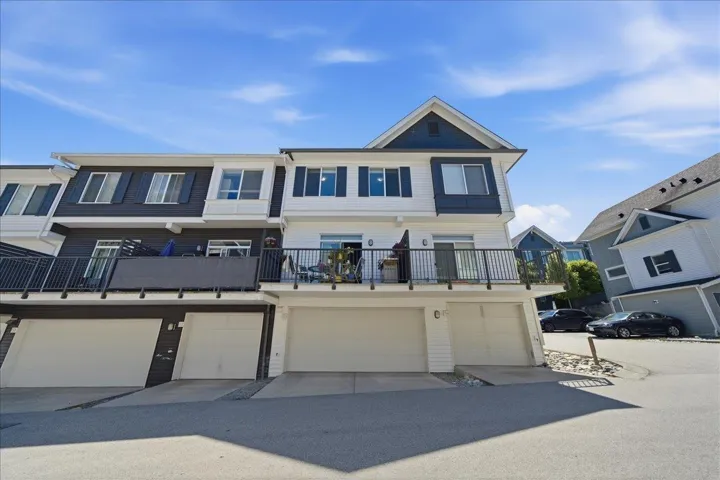 53 8130 136A STREET, Surrey, British Columbia V3W1H9