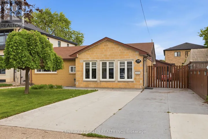 7649 REDSTONE ROAD, Mississauga (Malton), Ontario L4T2B7