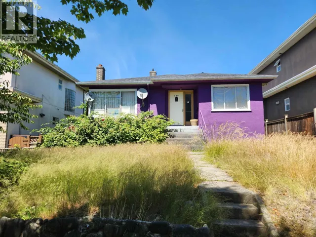 429 E 50TH AVENUE, Vancouver, British Columbia V5X1A9