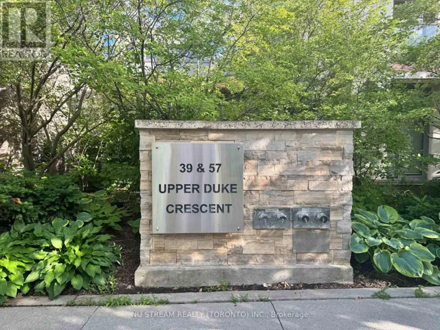 318 - 39 UPPER DUKE CRESCENT, Markham (Unionville), Ontario L6G0B8