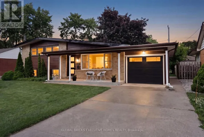 3680 ROXBOROUGH BOULEVARD, Windsor, Ontario N9E3A2