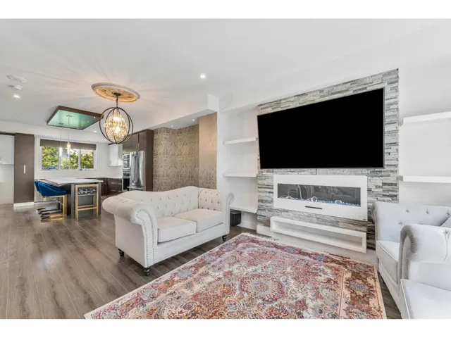 37 15177 60 AVENUE, Surrey, British Columbia V3S7B3