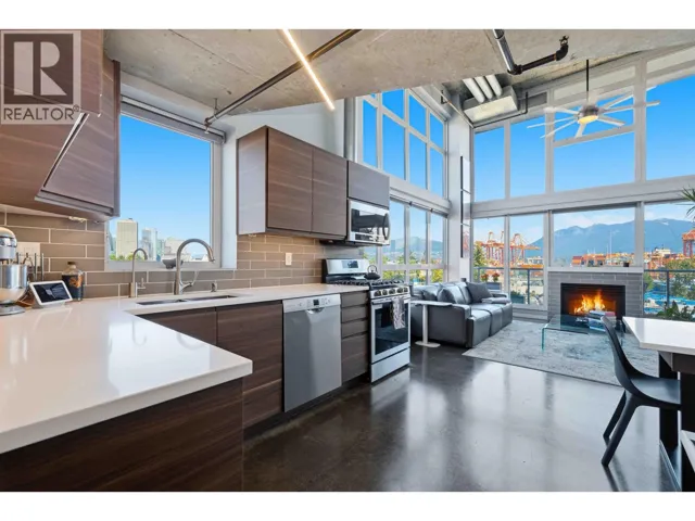 407 289 ALEXANDER STREET, Vancouver, British Columbia V6A4H6