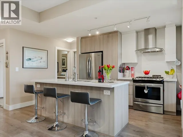 411 3602 ALDERCREST DRIVE, North Vancouver, British Columbia V7G0A2