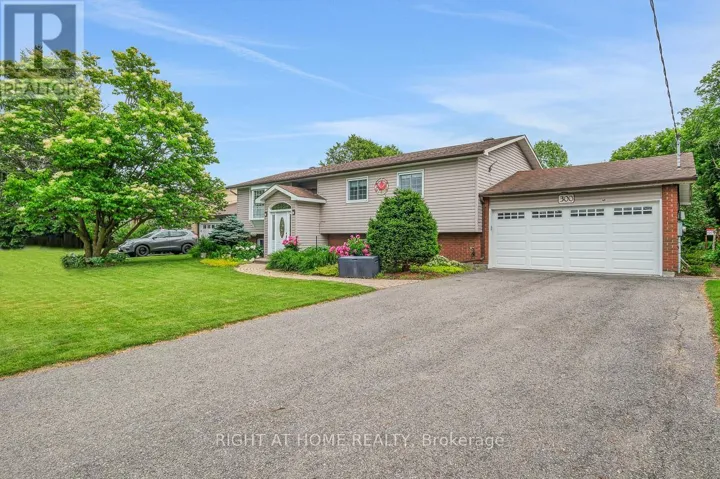 300 MAPLE STREET, Russell, Ontario K4R1B4