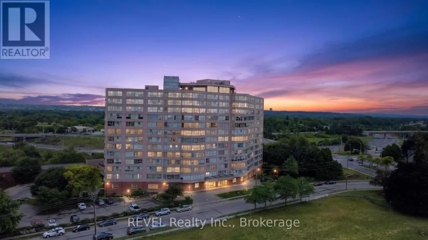 207 - 7 GALE CRESCENT, St. Catharines (E. Chester), Ontario L2R7M8