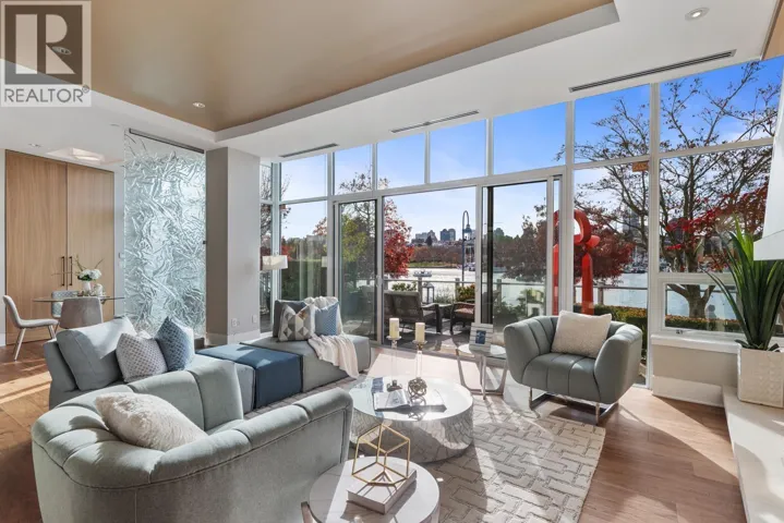 1576 HOMER MEWS, Vancouver, British Columbia V6Z0A6