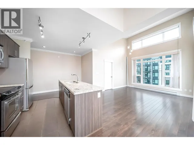 403 6888 ROYAL OAK AVENUE, Burnaby, British Columbia V5J4J2