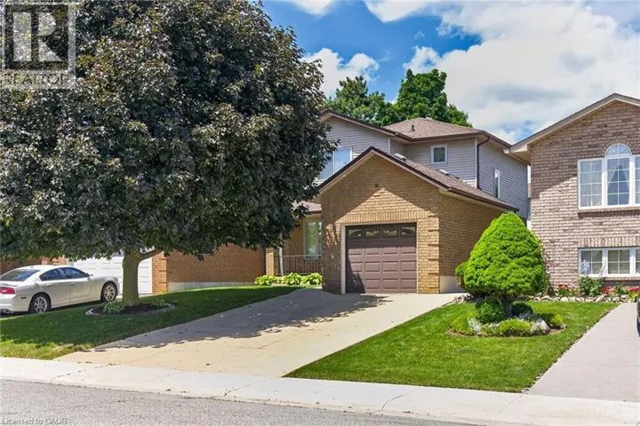 45 OSSINGTON Drive, Hamilton, Ontario L8W3S4