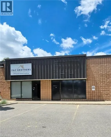 140 MCGOVERN Drive Unit# 21, Cambridge, Ontario N3H4R7