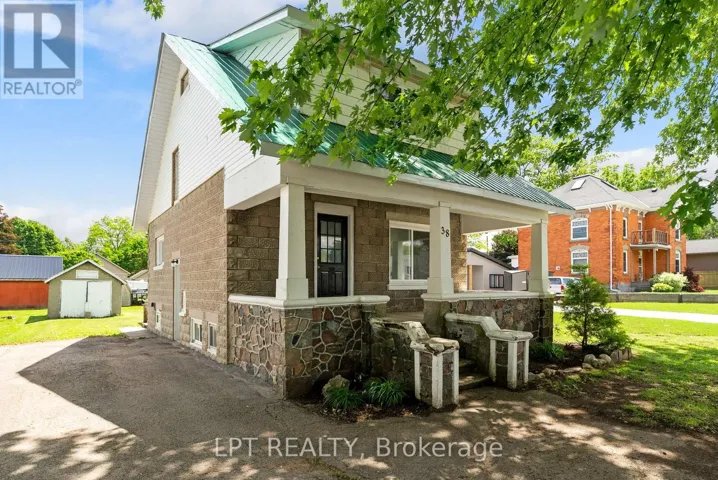 38 MAIN STREET N, Huron East (Seaforth), Ontario N0K1W0