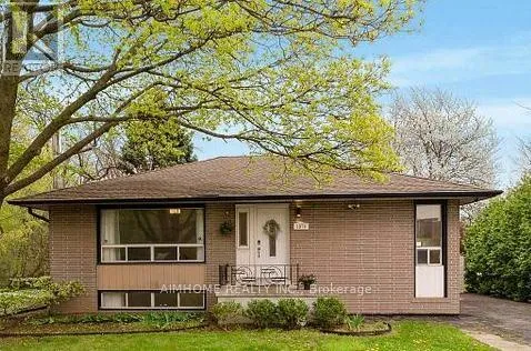 2076 CONSTANCE DRIVE, Oakville (FD Ford), Ontario L6J2V7