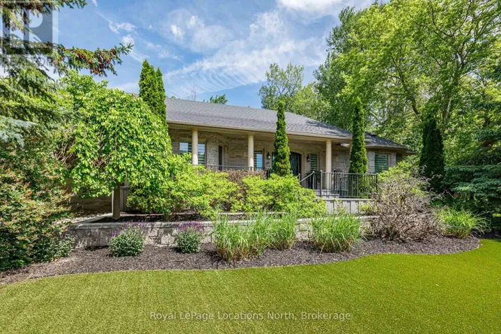 44 BLACKBURN AVENUE, Clearview (Nottawa), Ontario L0M1P0