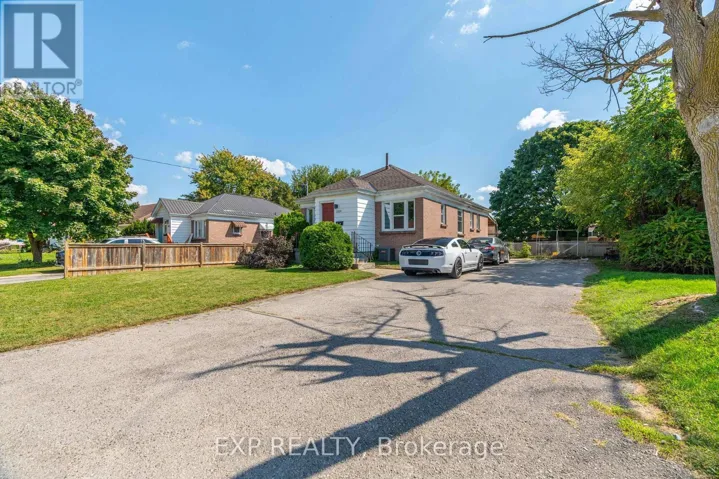 1519 HOWLAND AVENUE, London East (East H), Ontario N5V1W8