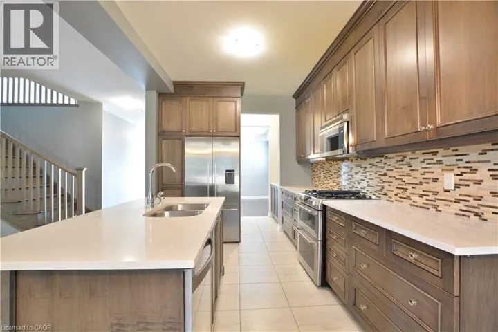 270 MOORLAND Crescent, Ancaster, Ontario L9K1S6
