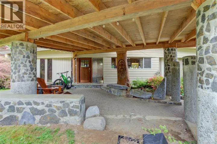 188 Nitinat Ave, Lake Cowichan, British Columbia V0R2G0