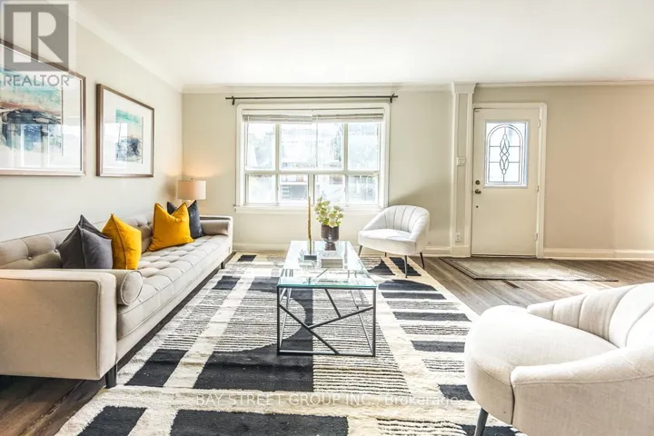 MAIN FL - 12 CRAIGMORE CRESCENT, Toronto (Willowdale East), Ontario M2N2Y3