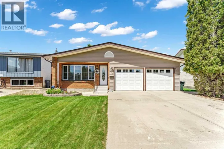1226 24 Street SE, Medicine Hat, Alberta T1B1V9