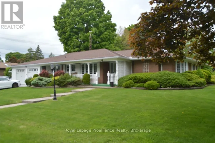 9 PARKVIEW HEIGHTS, Quinte West (Trenton Ward), Ontario K8V5L9