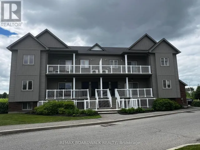 55 - 26 STERNES PRIVATE, Ottawa, Ontario K4A0X8