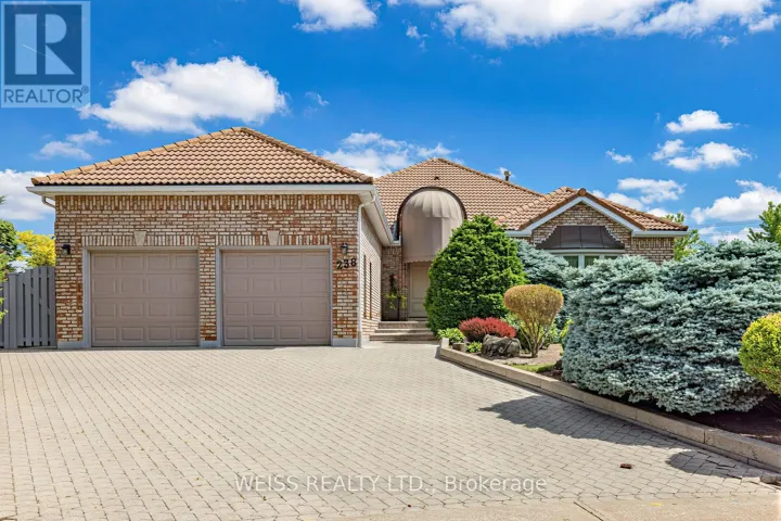 238 BOURBON STREET, Vaughan (East Woodbridge), Ontario L4L6Z2