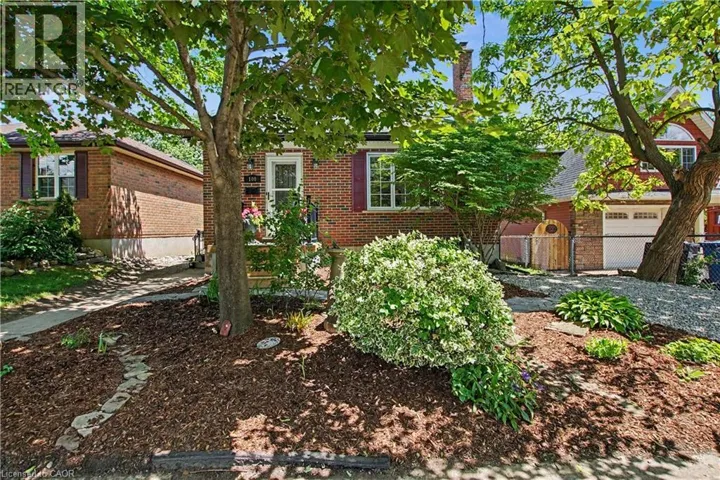 100 JOHNSTON Street, Guelph, Ontario N1E5T8