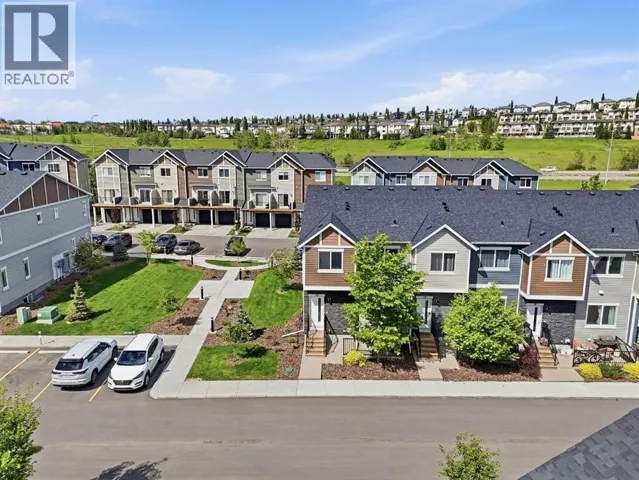15 Tuscany Summit Square NW, Calgary, Alberta T3L0G1