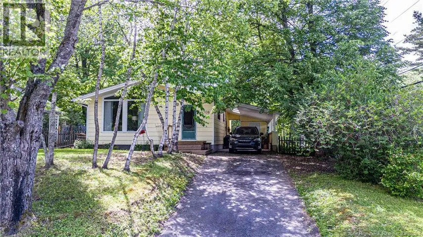 108 Cambridge Crescent, Fredericton, New Brunswick E3B4N9