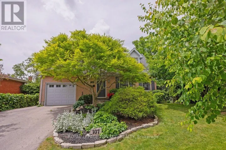107 GOLFDALE PLACE, London South (South Q), Ontario N6C5S3