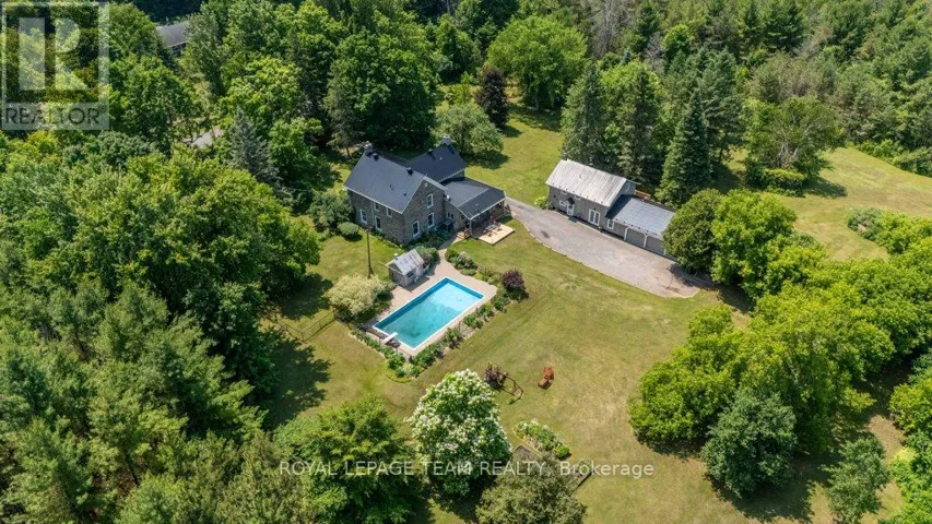 10095 SHAW ROAD, North Dundas, Ontario K0E1S0