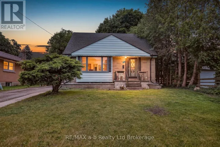 443 RIVERCREST DRIVE, Woodstock (Woodstock - North), Ontario N4S5W5