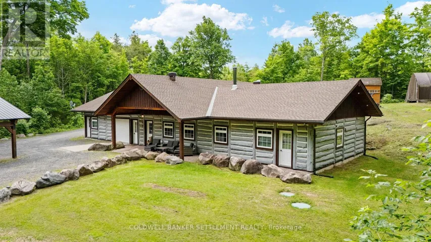 5460 MCDONALDS CORNERS ROAD, Lanark Highlands, Ontario K0G1M0