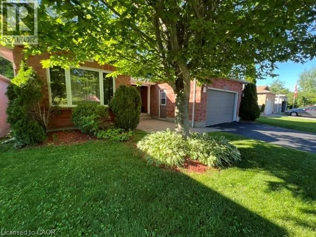1029 DINA Crescent, Midland, Ontario L4R5C5