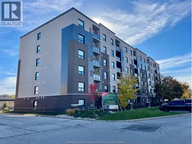 5865 ELLIS STREET Unit# 102, LaSalle, Ontario N9H0N7
