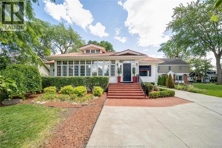 7341 RIVERSIDE DRIVE East, Windsor, Ontario N8S1C7