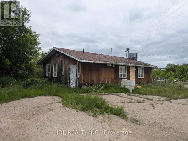 297 BOUNDARY ROAD E, Pembroke, Ontario K8A6W5