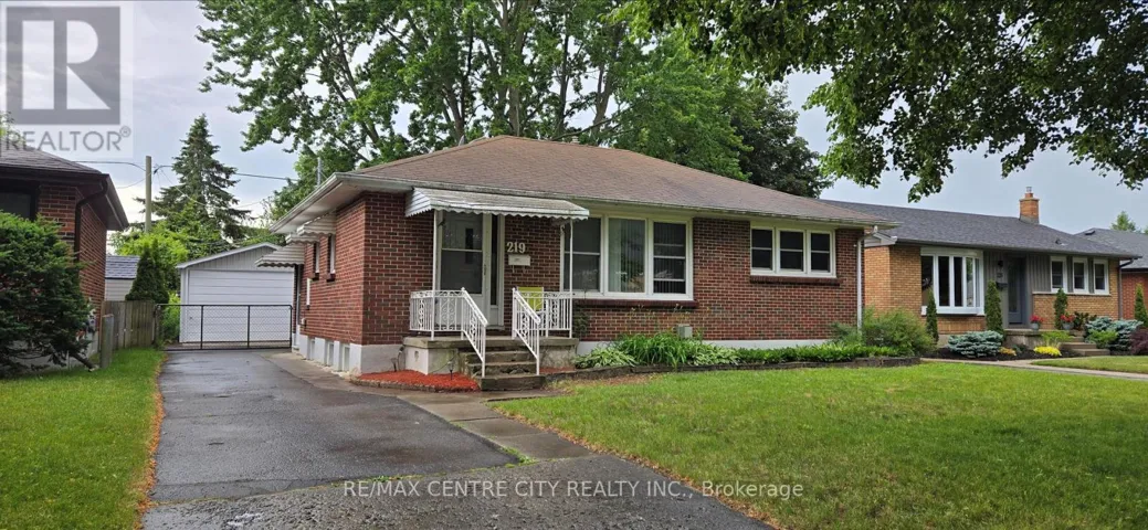 219 FAIRWAY AVENUE, London East (East O), Ontario N5W1J2