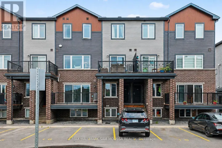 5 - 215 ELDORADO PRIVATE, Ottawa, Ontario K2K0N9
