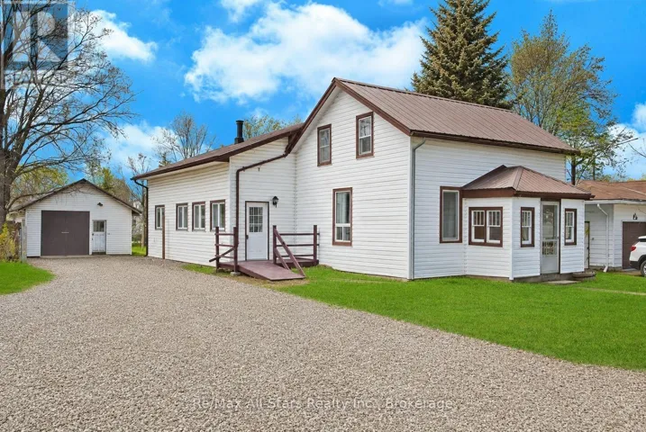 40 ELLIOT STREET, Kawartha Lakes (Fenelon Falls), Ontario K0M1N0