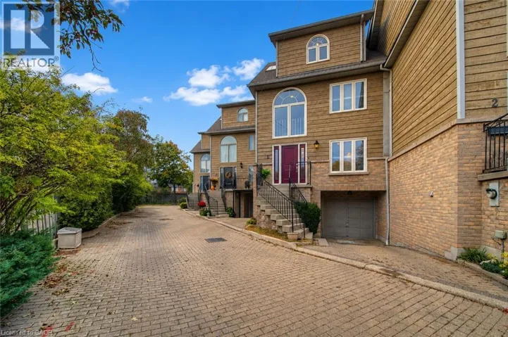 2353 MARINE Drive Unit# 3, Oakville, Ontario L6L1C5