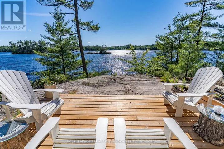 1 ISLAND 9KL (1 CHIEF ISLAND), Gravenhurst (Morrison), Ontario P0E1G0