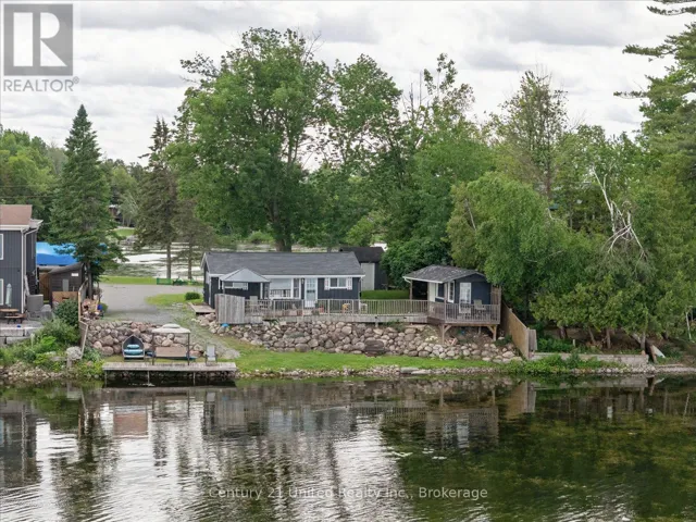 837 FIFE'S BAY MARINA LANE, Selwyn, Ontario K9J6X3