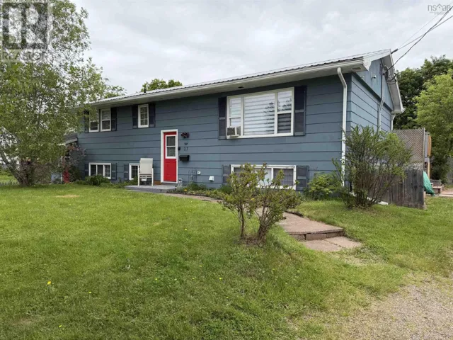 27 MacIntosh Avenue, Bible Hill, Nova Scotia B2N4L5