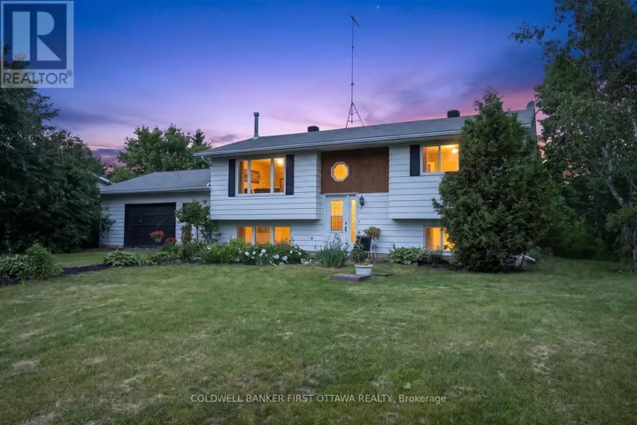 8715 COPELAND ROAD, Ottawa, Ontario K0A1B0