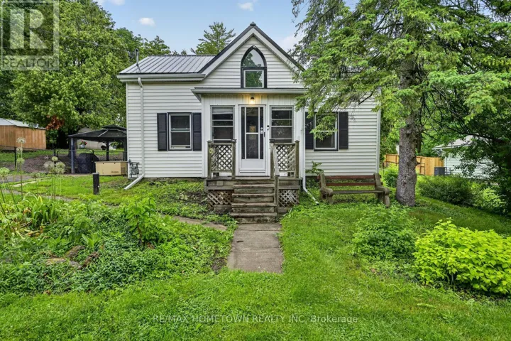15 PERTH STREET, Elizabethtown-Kitley, Ontario K0E1M0