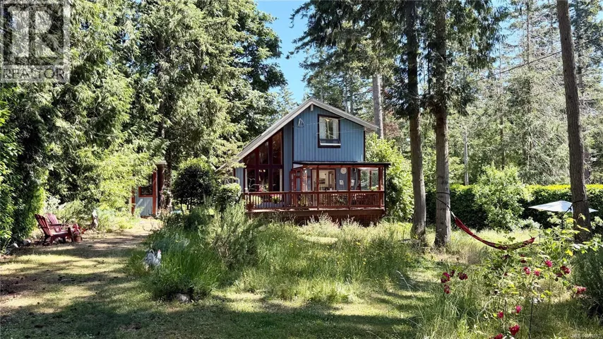 7913 Swanson View Dr, Pender Island, British Columbia V0N2M2