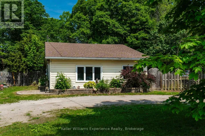1720 GOLFLINK ROAD, Tiny, Ontario L0L2J0