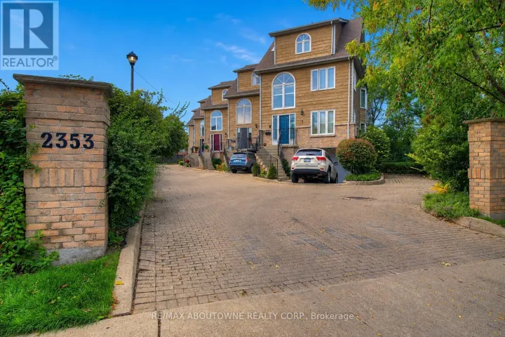 3 - 2353 MARINE DRIVE, Oakville (BR Bronte), Ontario L6L1C5