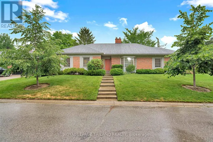 11 TALLWOOD CIRCLE, London North (North G), Ontario N5X2S1