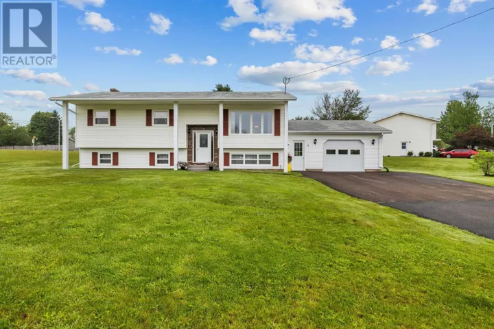 8 Oakland Drive, Charlottetown, Prince Edward Island C1C1P3